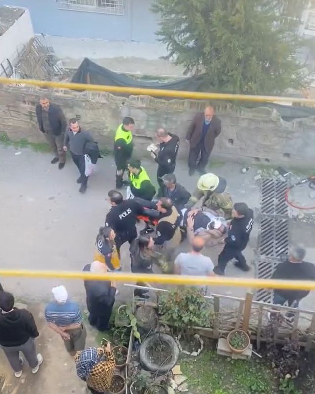 Bursa’da Merdivenlerden Düşen Araçta 4 Yaralı