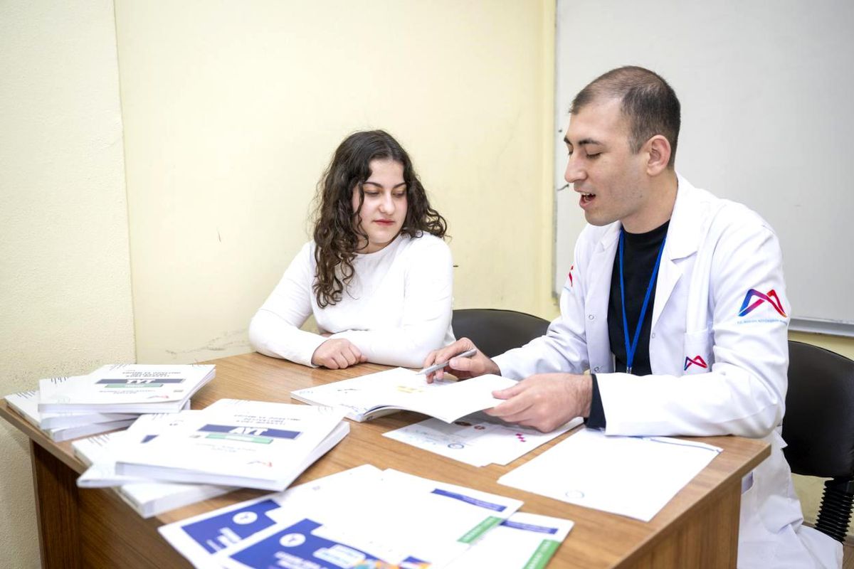 Mersin\'de görme engelli öğrenciye ücretsiz eğitim desteği