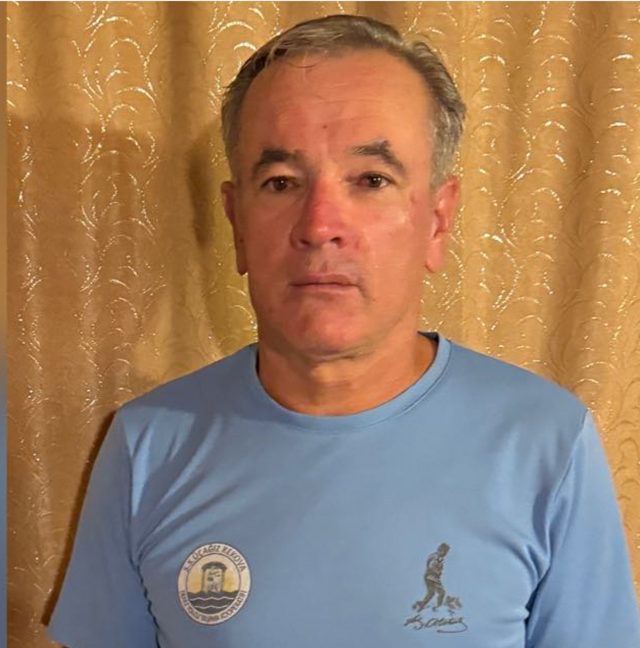 Öğretmen, kızı için tüm sınıfı derslerinde geri bıraktı: Beğenmiyorsan özel okula gönder