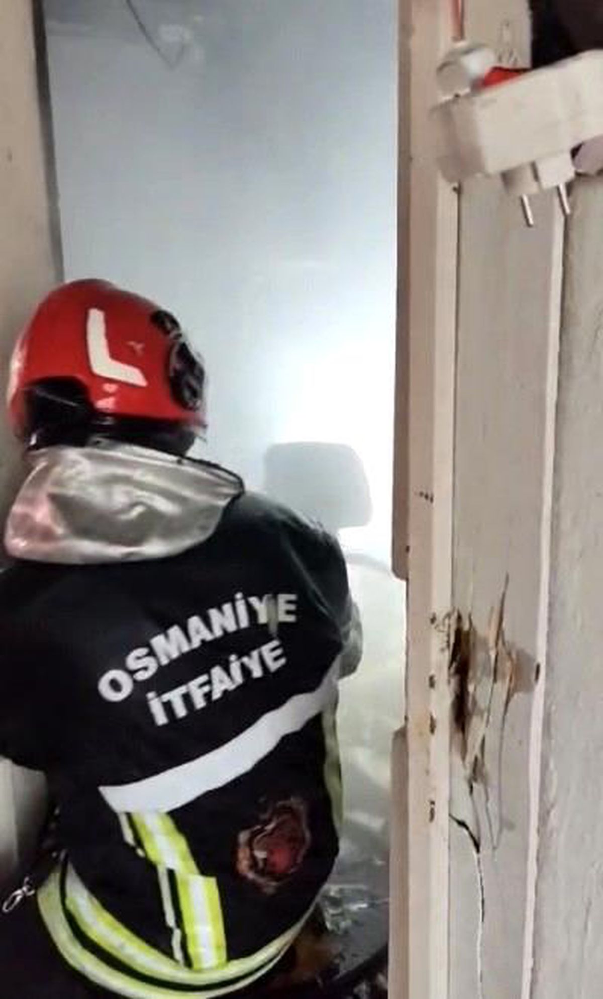 Osmaniye\'de tek katlı evde çıkan yangın söndürüldü