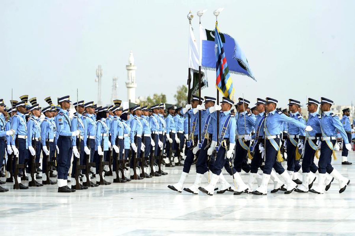 Suudi Arabistan\'da Pakistan Askeri Birlikleri Görevde