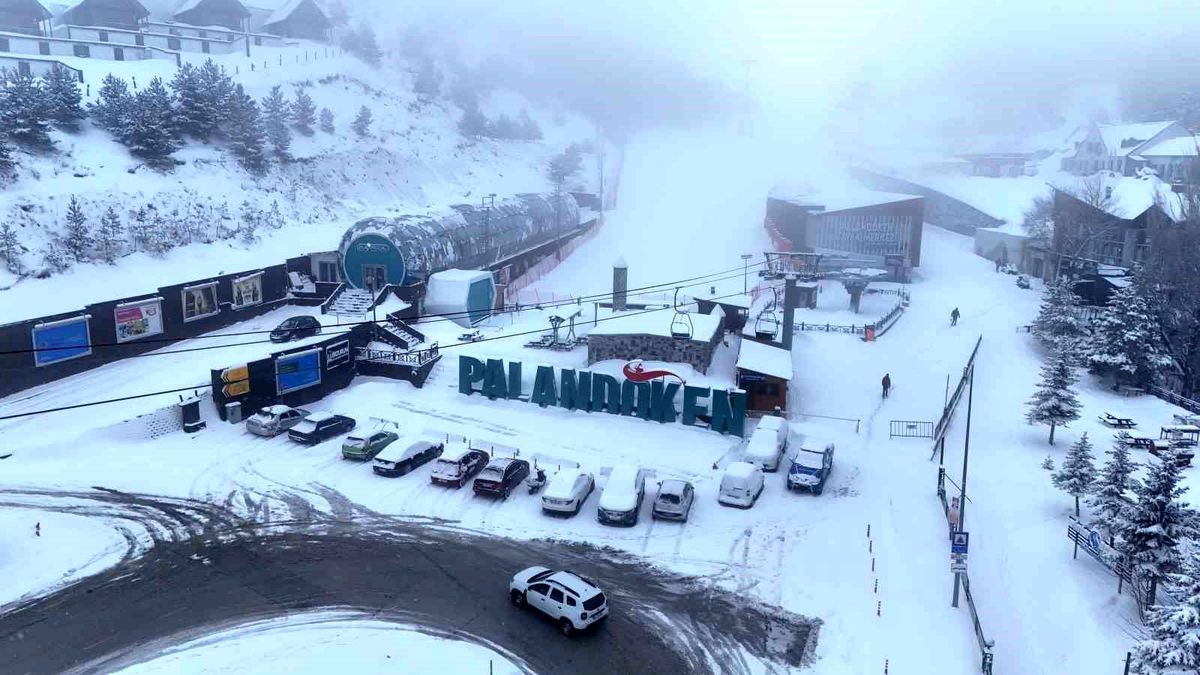 Palandöken\'de Kar Kalınlığı 210 Santimetreye Ulaştı