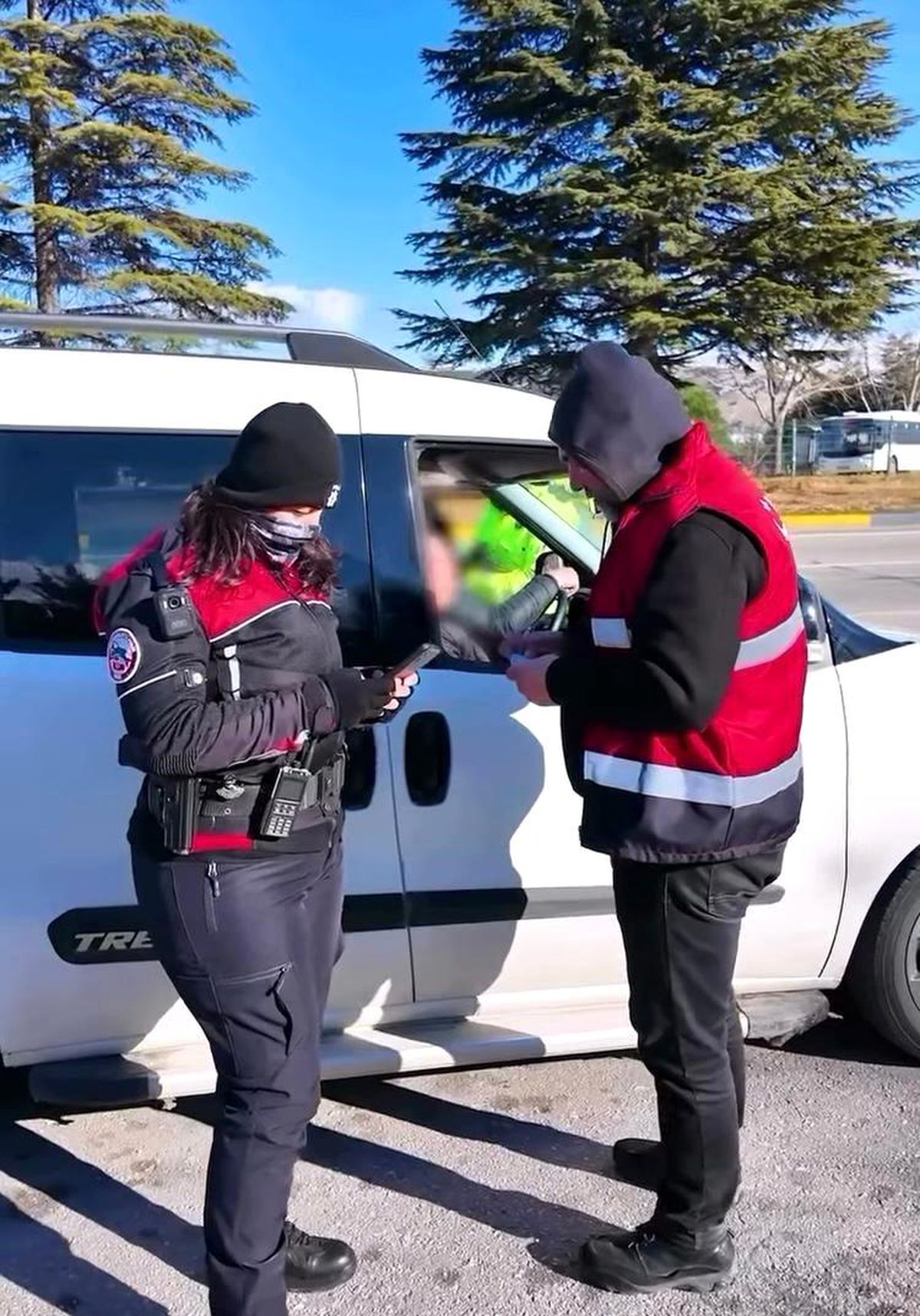 Isparta\'da Güvenlik Denetimleri: 40 Şahıs Yakalandı