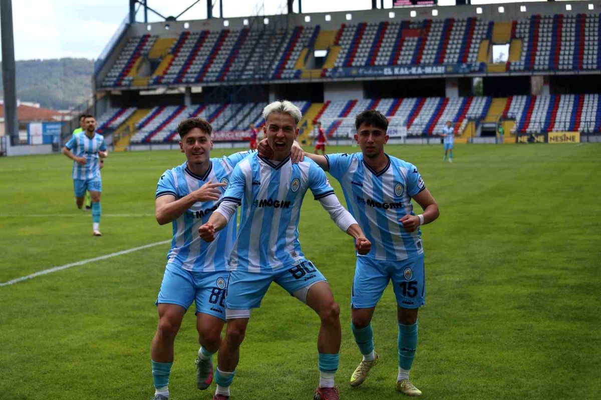 Karabük İdman Yurdu Pazarspor\'a Yenildi