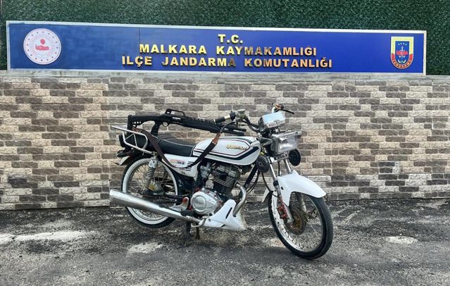 Ruhsatsız silah ve motosiklet paylaşımı gözaltıya neden oldu