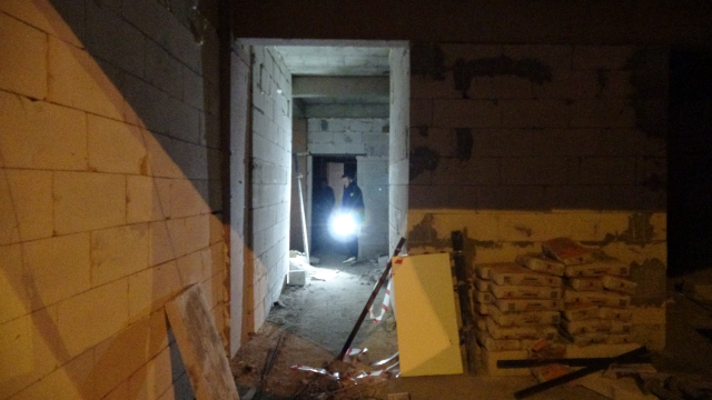 Tuvaletini yapmak için çıktığı inşaattan düşen şahıs hayatını kaybetti