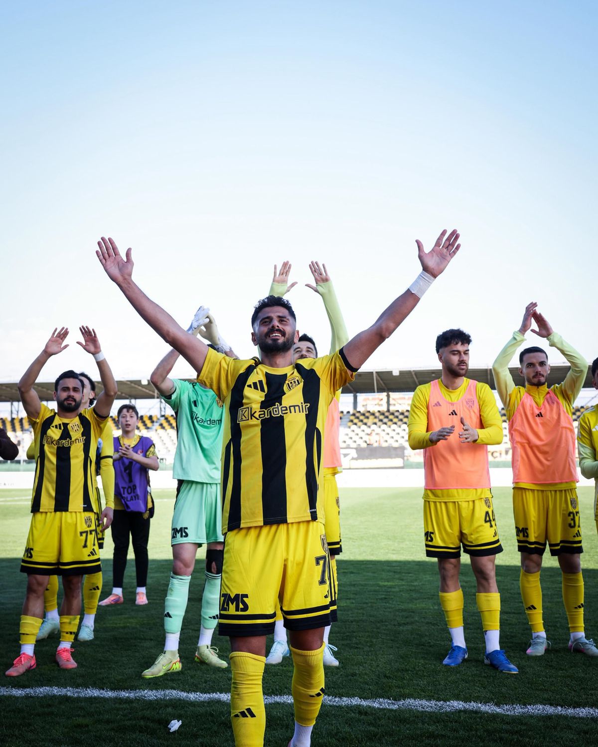 Bursaspor Şampiyonluğa Yaklaştı