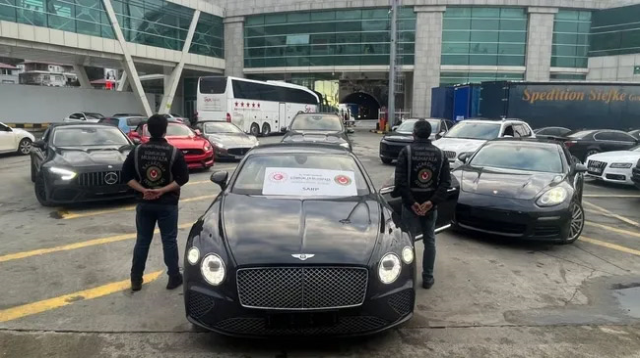 Bakanlık radarına takıldı: Ünlü galericiden milyonluk vurgun