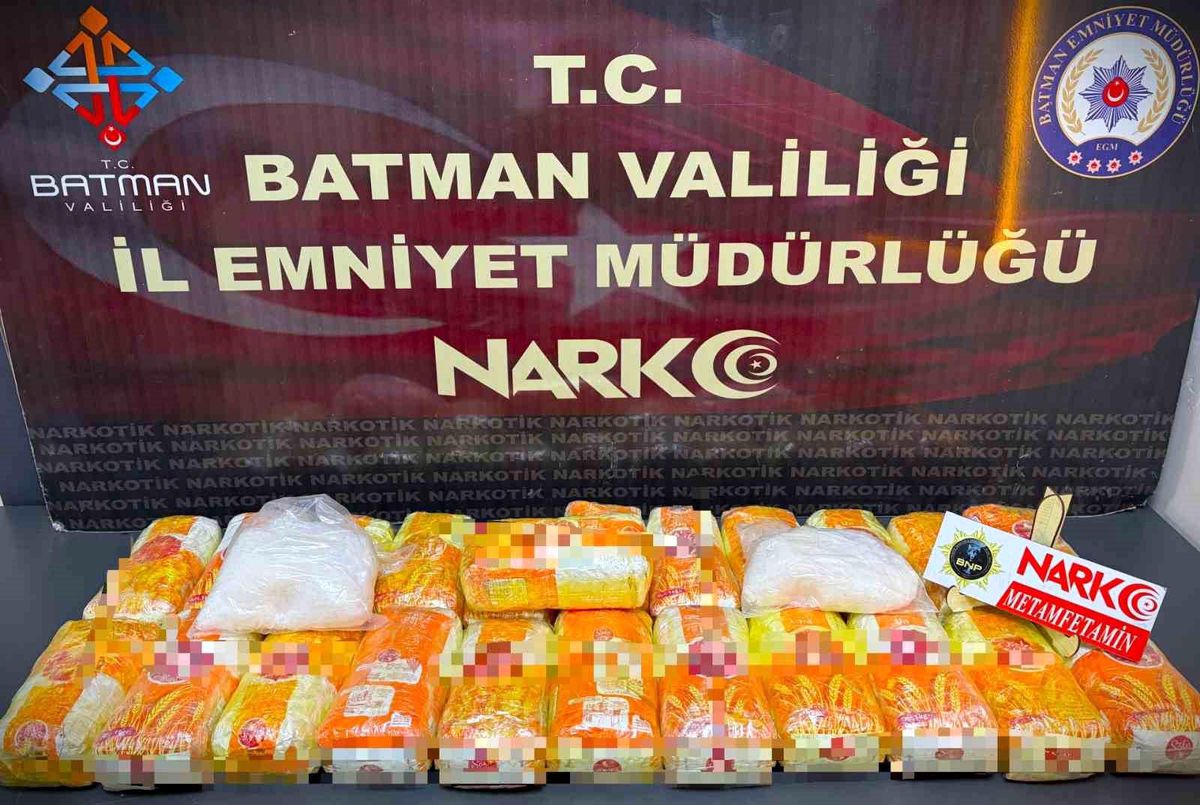 Batman\'da 24 Kilo Metamfetamin Ele Geçirildi