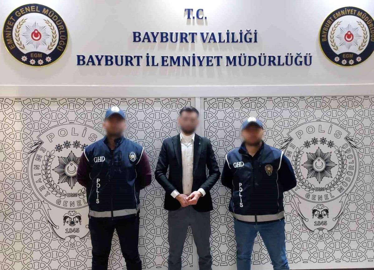 Bayburt\'ta Göçmen Kaçakçılığı Operasyonu