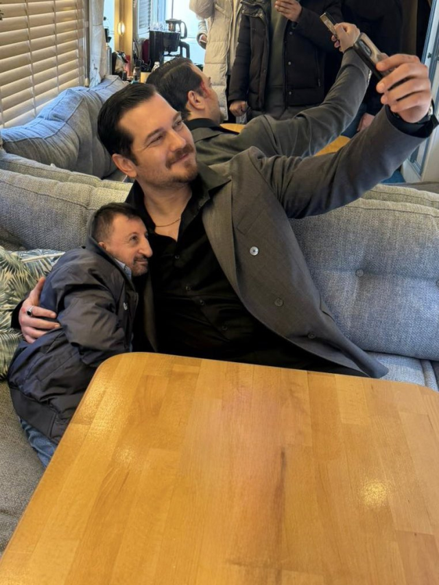 Çağatay Ulusoy’la sarıldı, duygulandı! Köksal Baba’dan dikkat çeken paylaşım