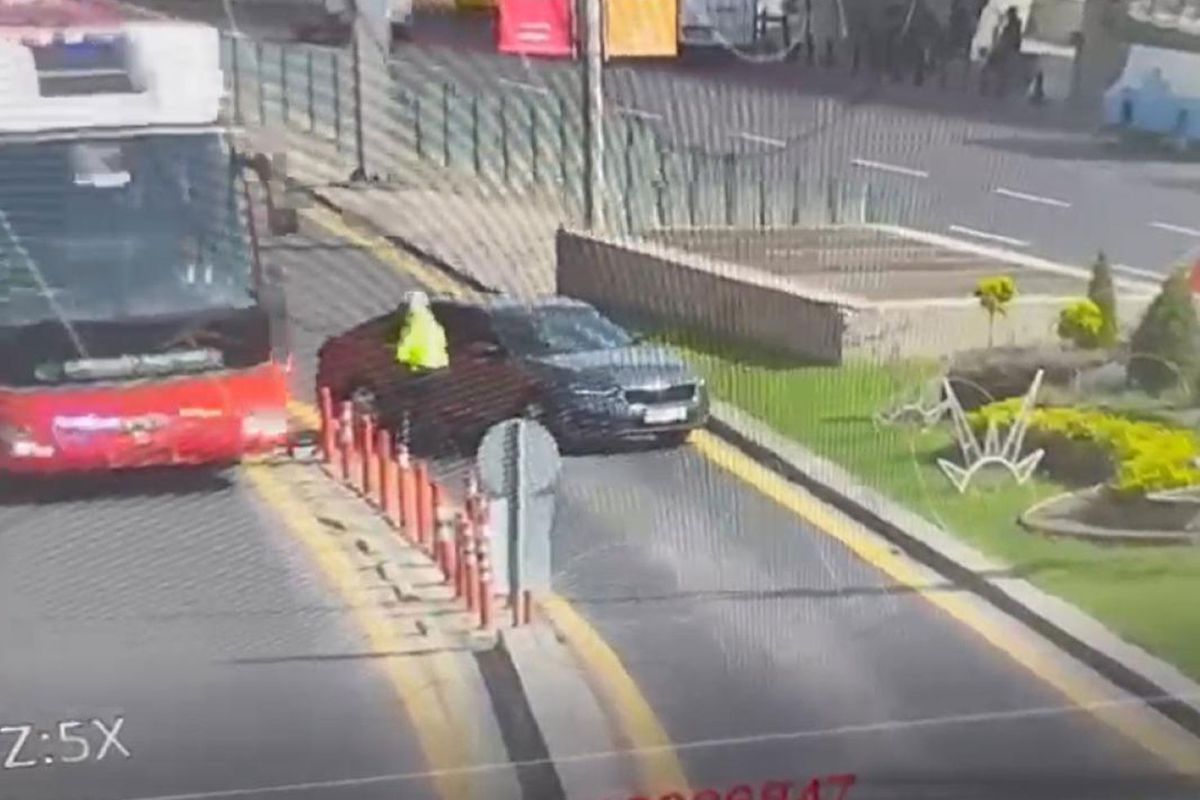 Otobüsü polisin üzerine süren CHP\'nin şoförüne hapis cezası