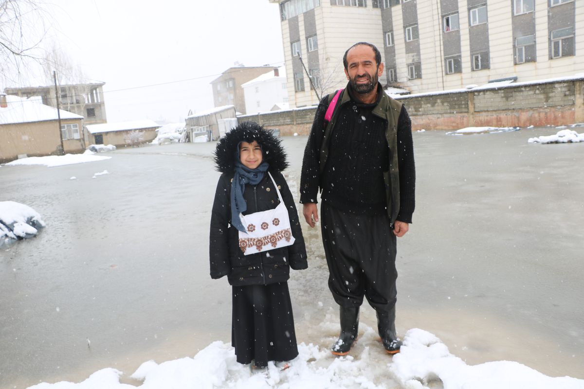 Yüksekova\'da Su Birikintileri Sorunu