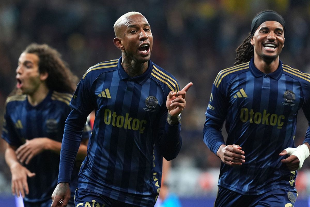 Fenerbahçe'den ayrılacak mı? Talisca son kararını resmen bildirdi