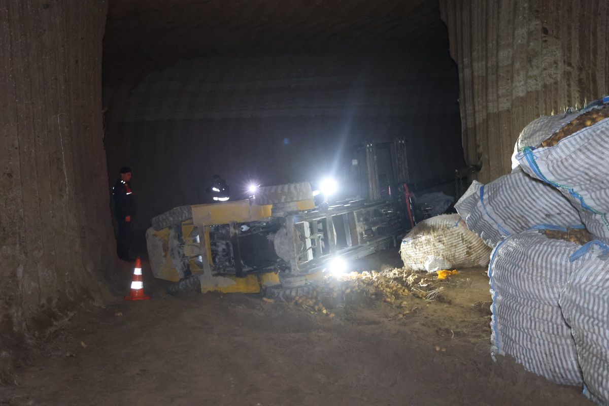 Nevşehir\'de iş makinesi devrildi: 1 işçi hayatını kaybetti