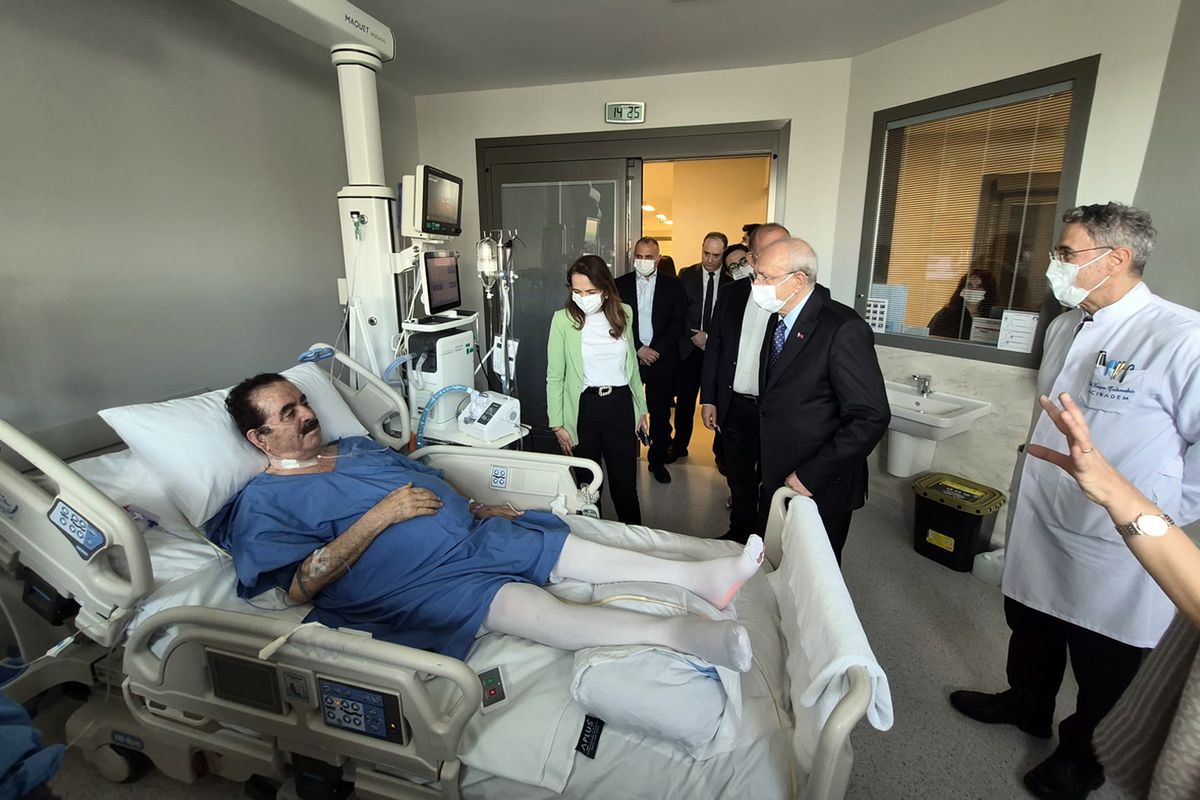 Kılıçdaroğlu, İbrahim Tatlıses\'i hastanede ziyaret etti