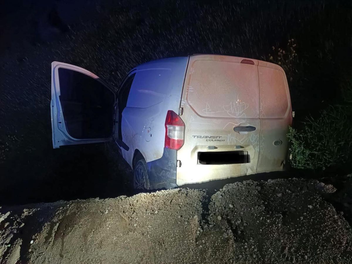 Hatay\'da Trafik Kazası: Sürücü Yaralandı