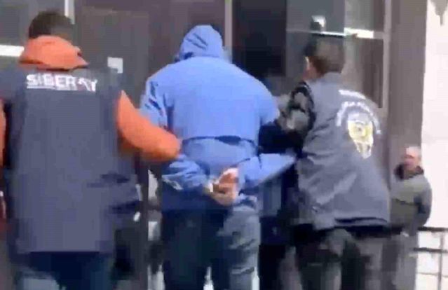 Sosyal Medyada Dolandırıcılara Operasyon