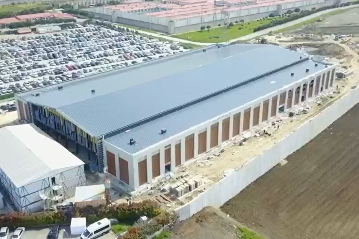 Silivri\'de yeni duruşma salonu inşasının 1 ay içerisinde tamamlanması bekleniyor