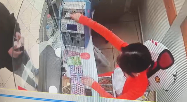 Bir anlık dalgınlığı 100 euroya mal oldu! Her yerde bu adamı arıyor