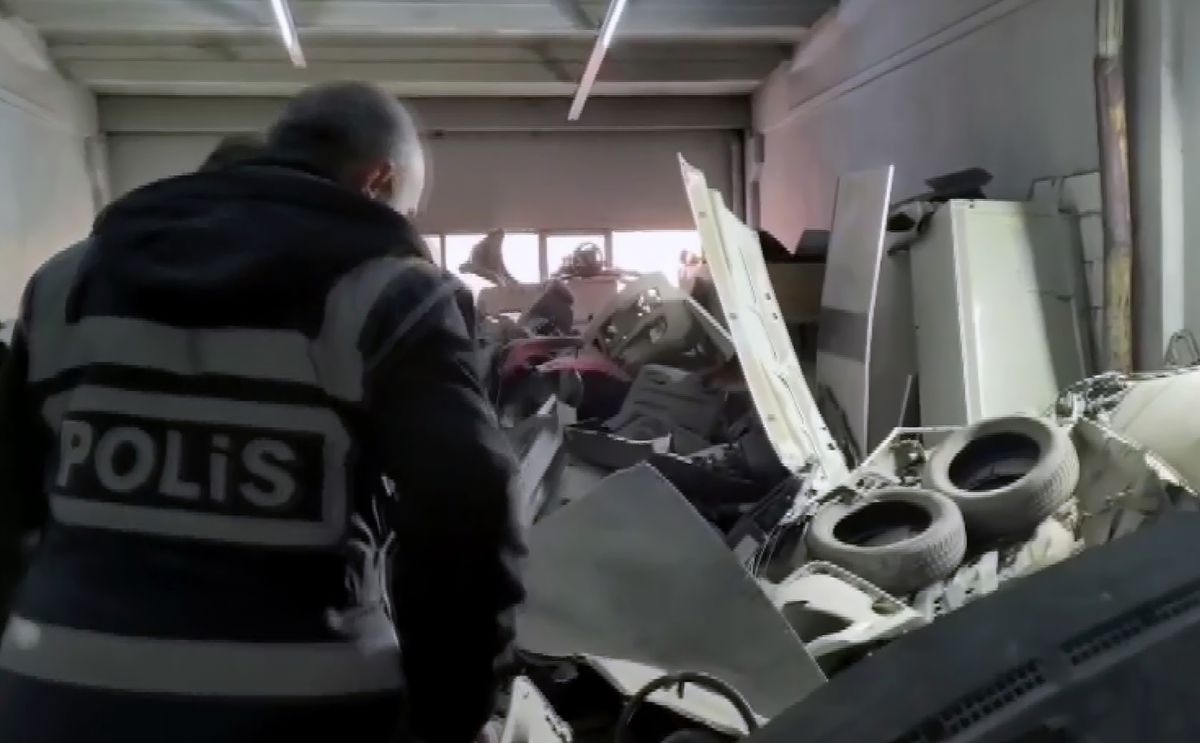 Deprem Aracı Çetesi Çözüldü