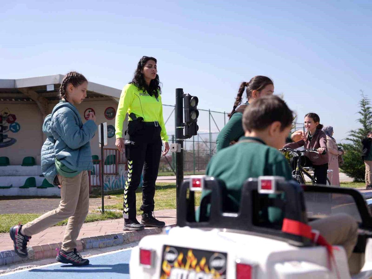 Düzce\'de Trafik Eğitimi