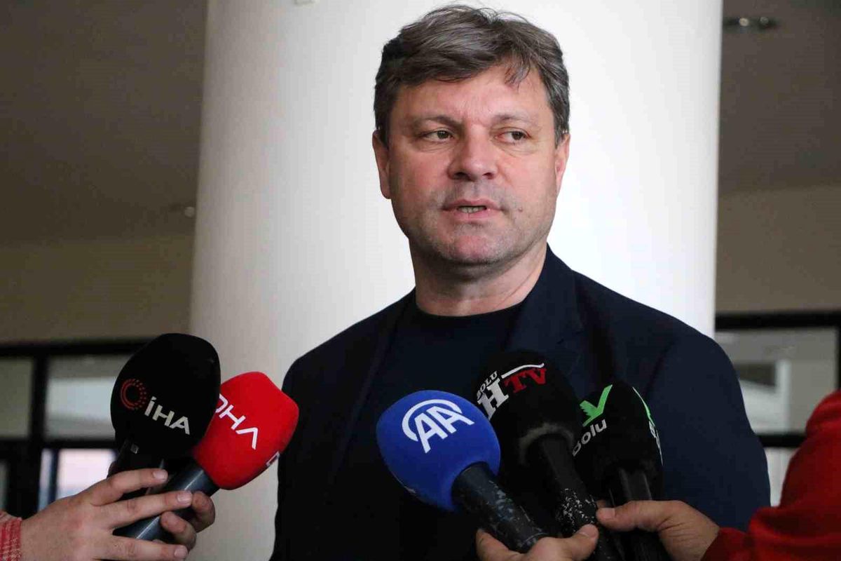 Ertuğrul Sağlam: İki Takımlı Şampiyonluk Yarışına Son!