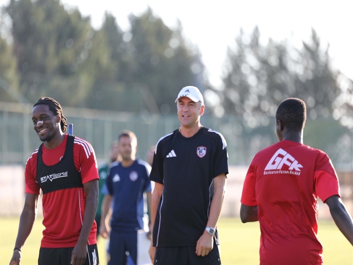 Burak Yılmaz, Gaziantep FK\'dan Ayrıldı