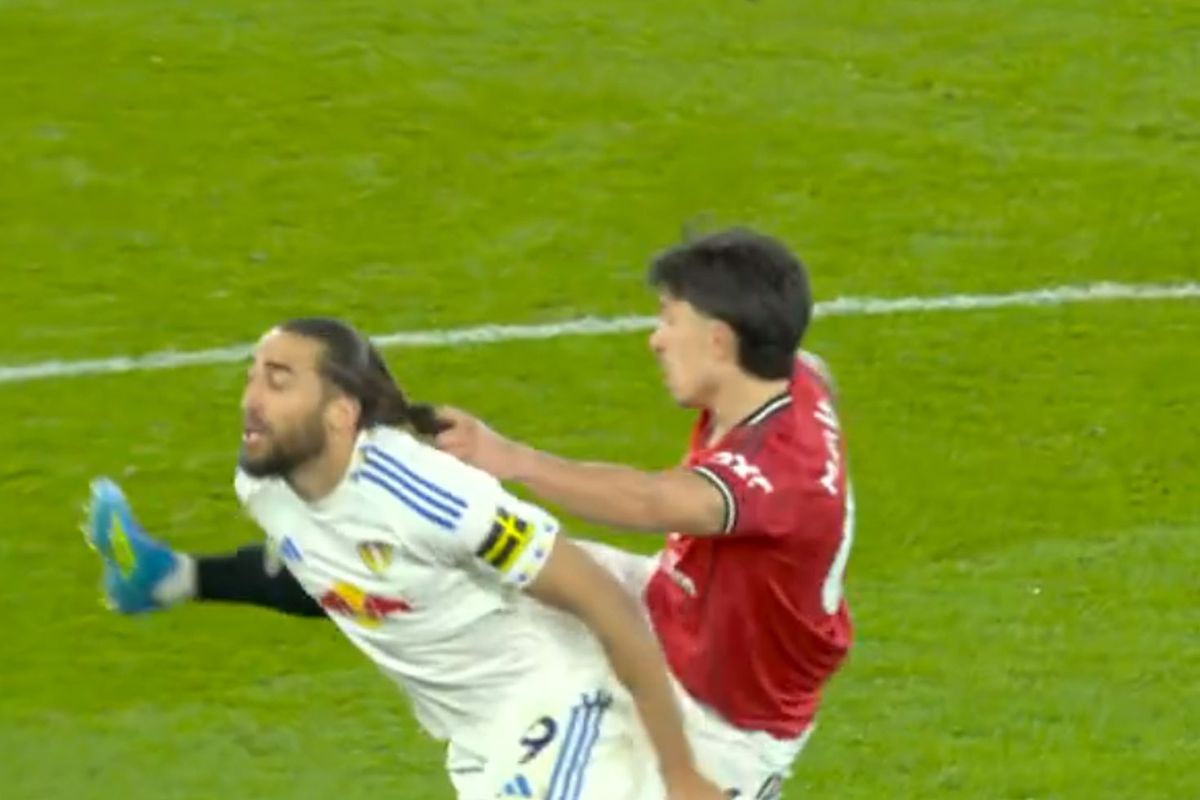 Geceye damga vuran kırmızı kart! Hakem tereddüt etmedi