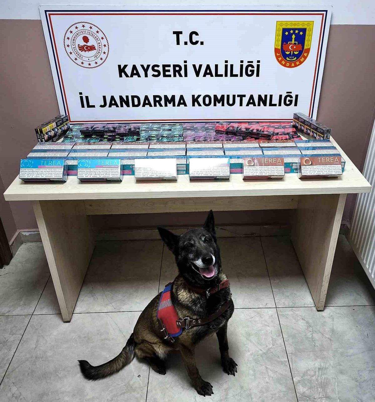 Kayseri\'de Bandrolsüz Sigara ve Elektronik Sigara Kartuşu Ele Geçirildi