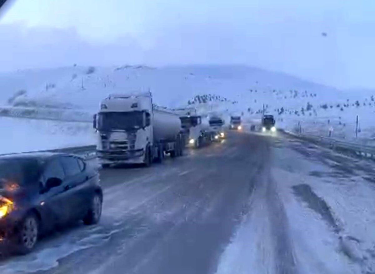 Kop Geçidi kar nedeniyle kapandı