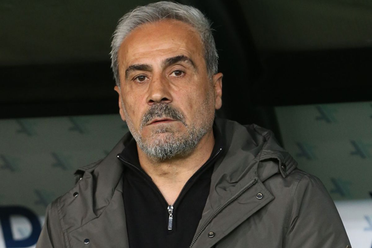 Küme düşmesi kesinleşen Sakaryaspor\'da ilk ayrılık gerçekleşti