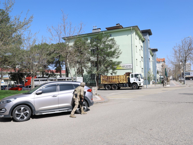 Lise baskınında dehşet anlarını görgü tanığı anlattı: Önüne gelene sıktı