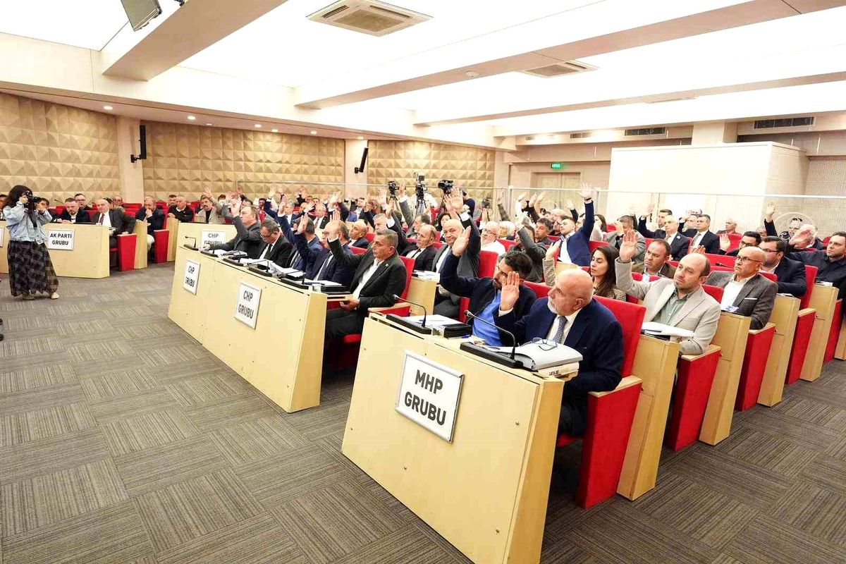 Manisa Büyükşehir 2025\'i 1 milyar TL fazlayla kapattı