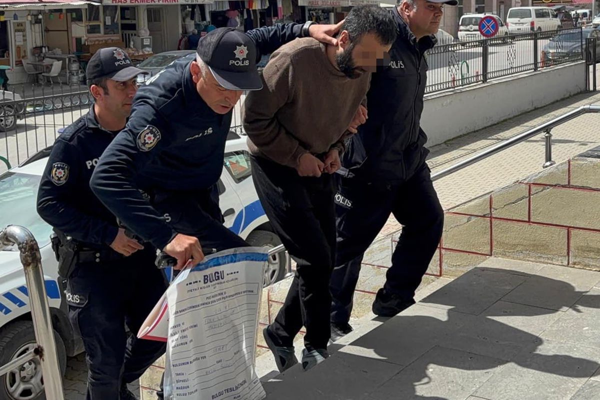 Çocuk istismarı görüntülerini sattığı iddia edilen şüpheli tutuklandı