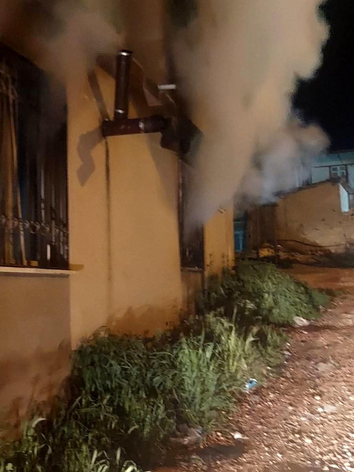 Alrınözü\'de ev yangını