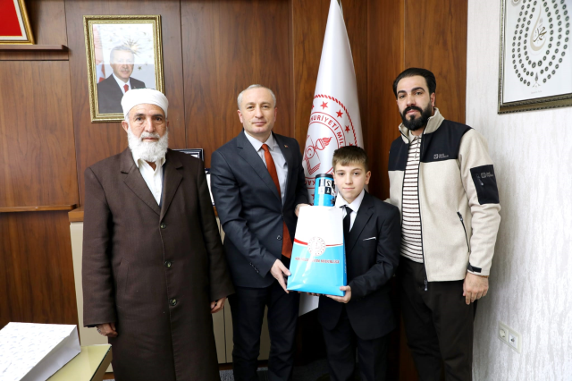 Başarılı imam hatipli öğrenciler Kökrek’i ziyaret etti