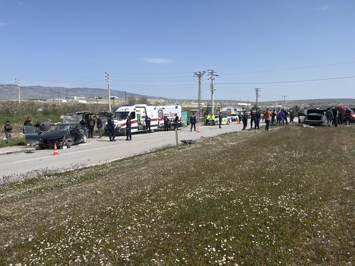 Çankırı\'da Trafik Kazası: 4 Yaralı