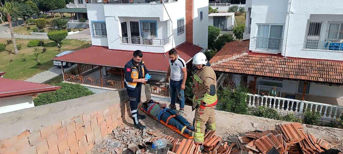 Hatay\'da İşçi Su Deposunun Altında Kaldı