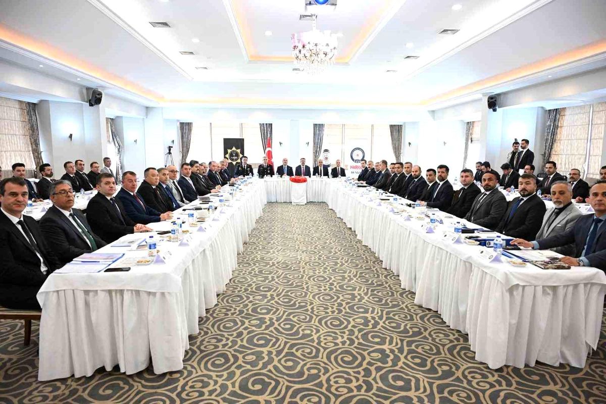 Denizli\'de Narkotikle Mücadele Toplantısı