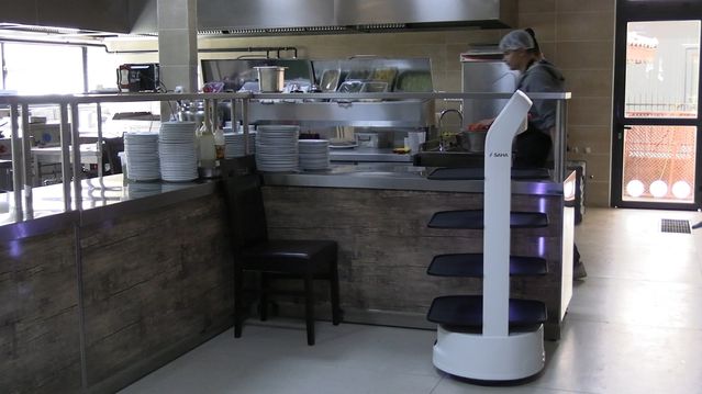 Edirne’de Robot Garson Dönemi Başladı