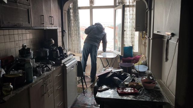 Evi ateşe verdi, babasını arayıp söyledikleri şok etti