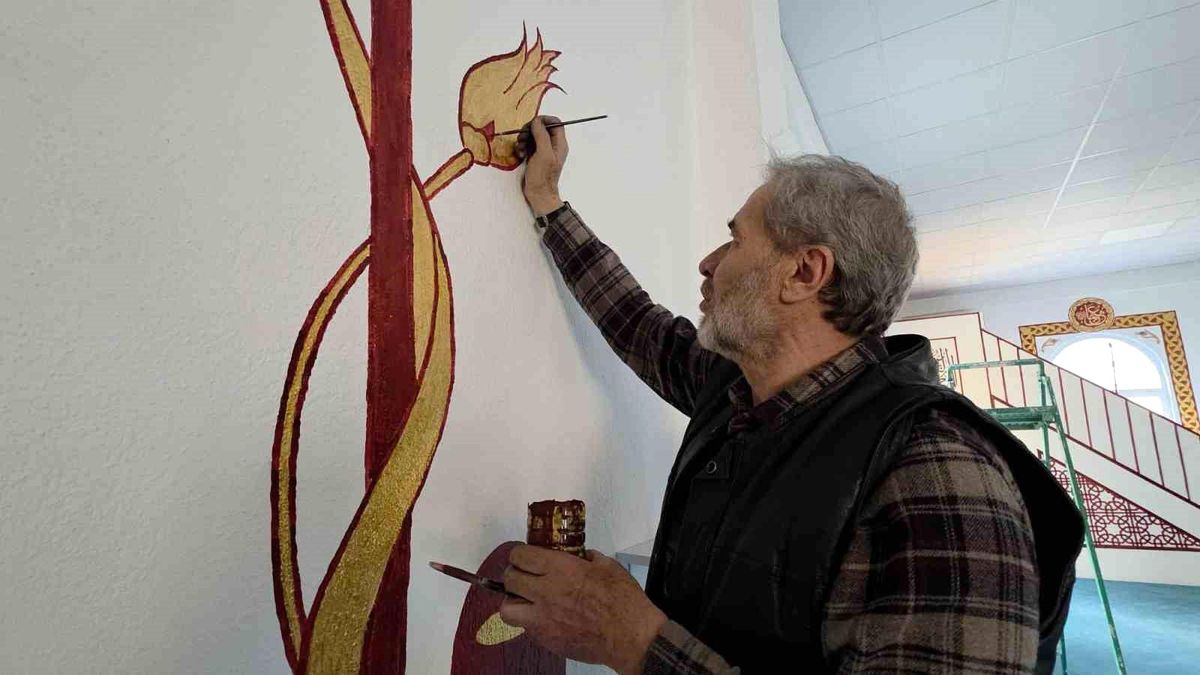 İmam Hatip 25 Yıldır Camilerde Sanat İcra Ediyor