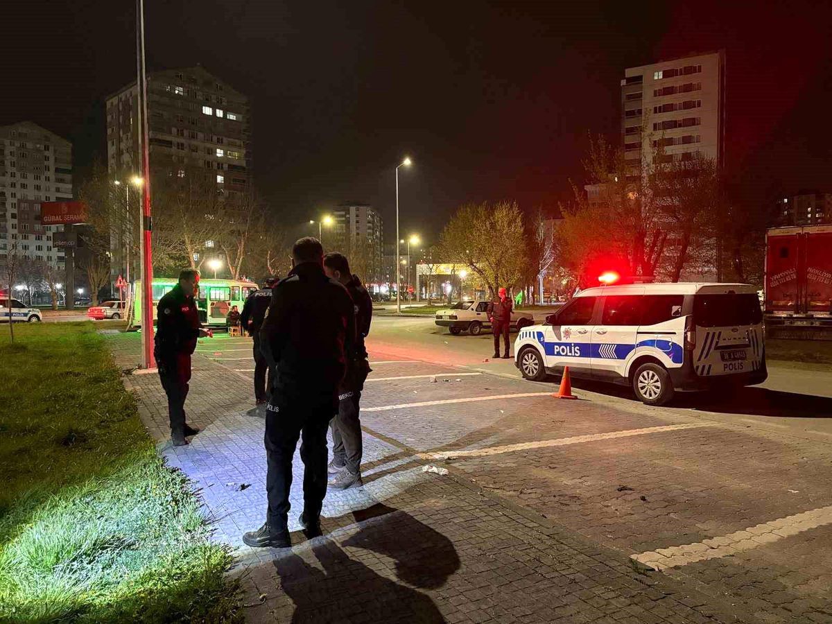 Kayseri\'de Kavga: 4 Yaralı