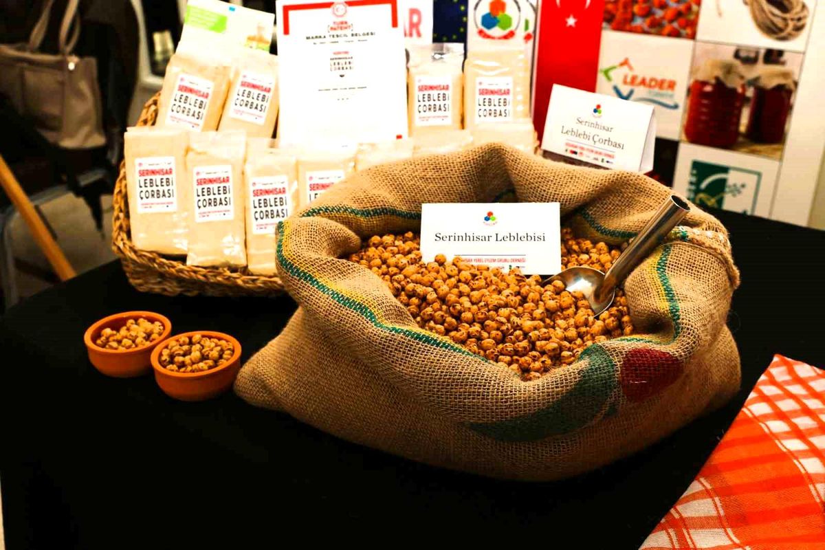 Kızılhisar\'ın Yöresel Ürünleri Lansmanda Beğeni Topladı