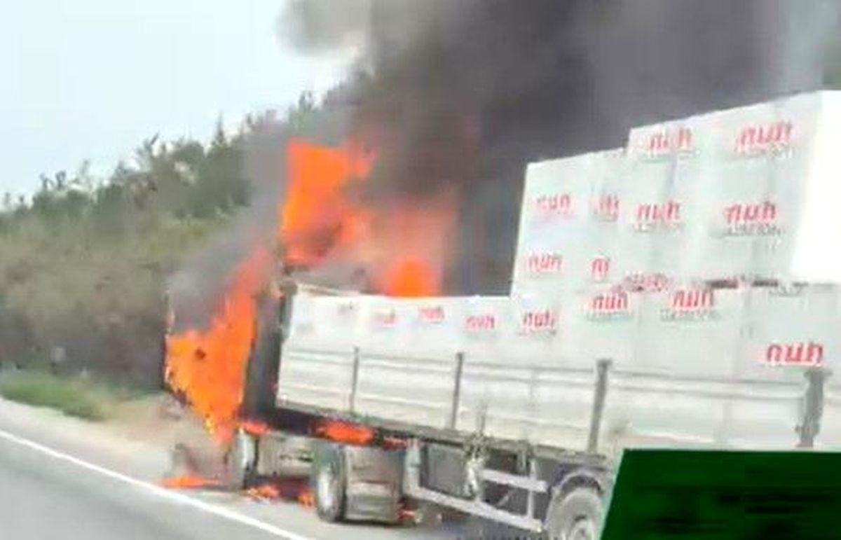 TEM Otoyolu\'nda Tır Yangını