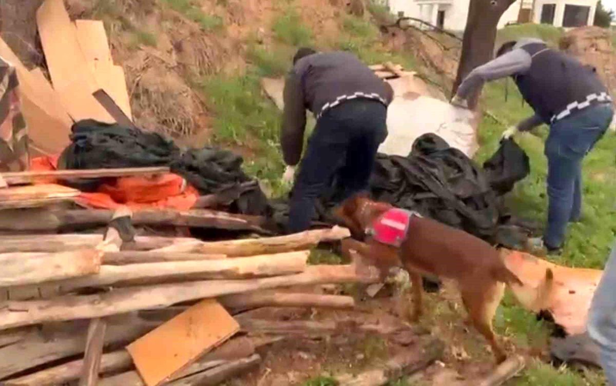 Aksaray\'da Uyuşturucu Operasyonu: 11 Bin Hap Ele Geçirildi