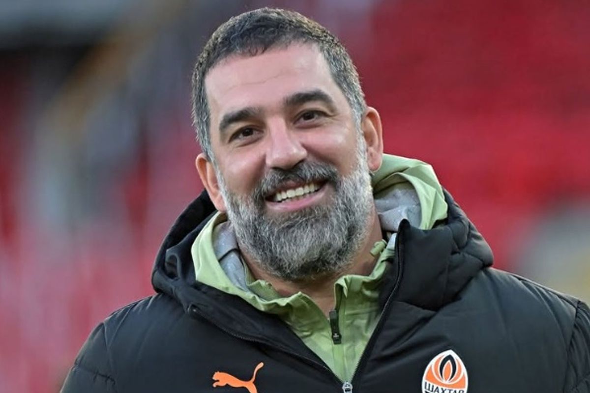 Arda Turan\'ın çalıştırdığı Shakhtar Donetsk, Konferans Ligi\'nde yarı finale yükseldi