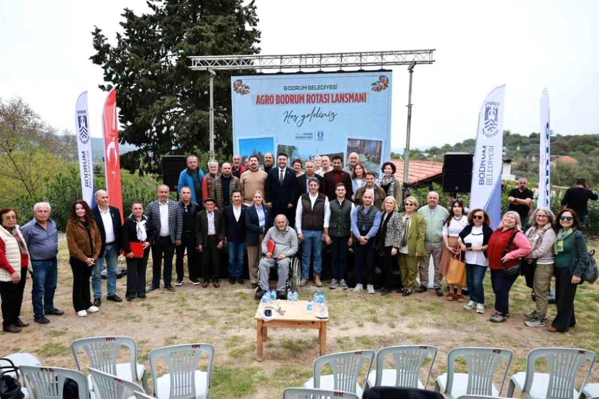 Bodrum\'da yazlık fideler üreticilere dağıtıldı