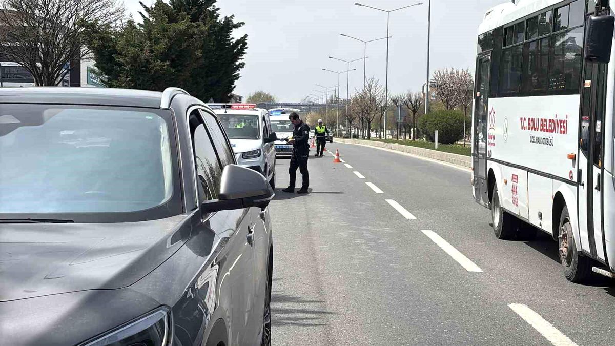 Bolu\'da Yaşlı Adam Cipin Çarpmasıyla Ağır Yaralandı